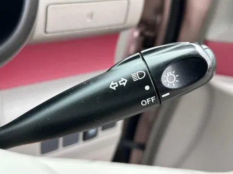 Toyota Pixis Space