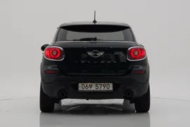 MINI Paceman