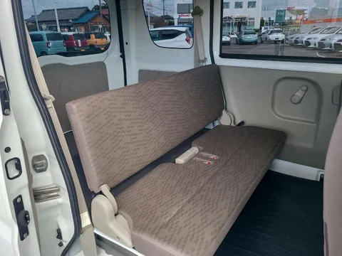 Nissan Clipper