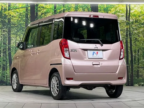 Mitsubishi eK Space