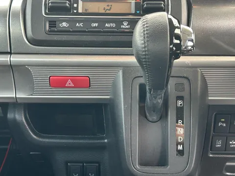 Suzuki Spacia Gear