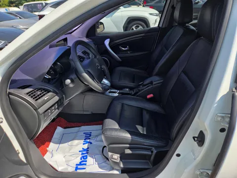 Renault SM3