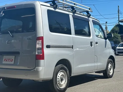 Toyota TownAce Van