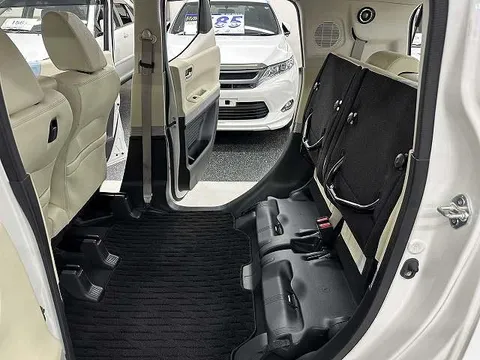 Honda N-BOX Slash