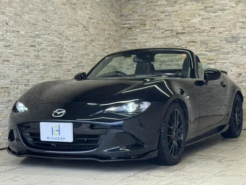 Mazda MX-5 (Roadster)