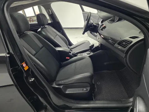 Renault SM3