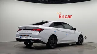 Hyundai Elantra (Avante)