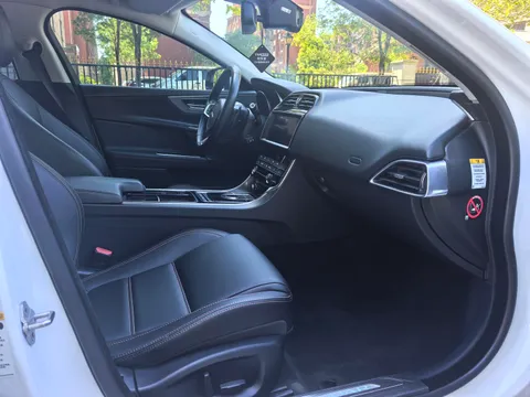 Jaguar XEL