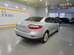 Renault SM3