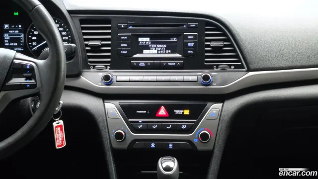 Hyundai Elantra (Avante)