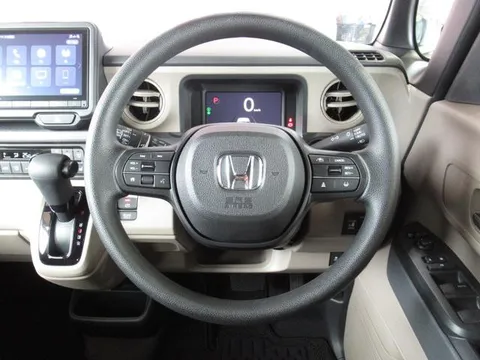 Honda N-BOX Joy