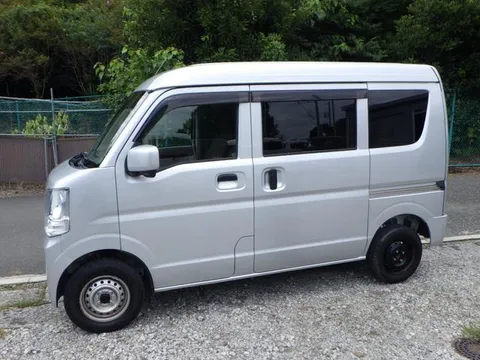 Nissan Clipper