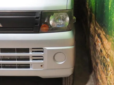 Mitsubishi Minicab Van