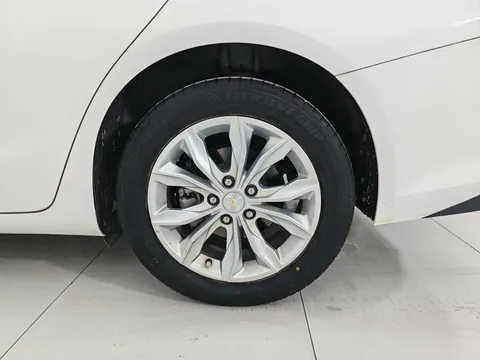 Chevrolet Malibu XL