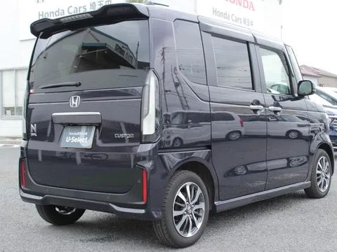 Honda N-BOX Custom