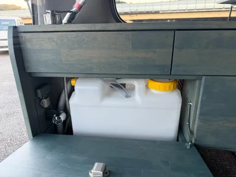 Toyota TownAce Van