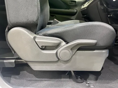 Mitsubishi eK X