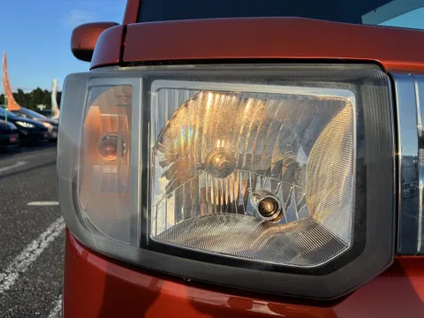 Toyota Pixis Mega