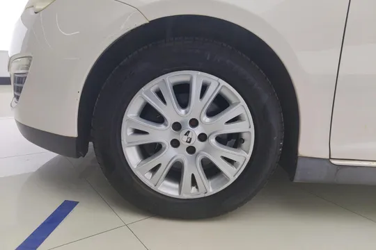 Roewe 550