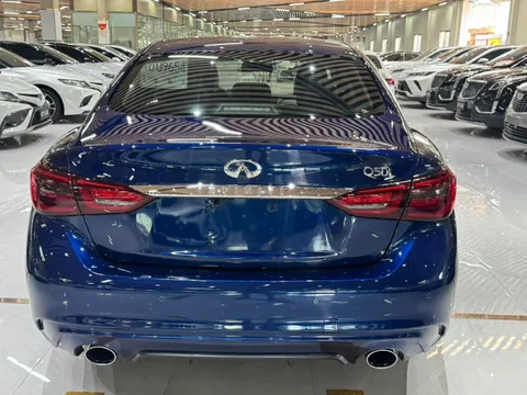 Infiniti Q50L