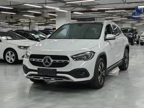 Mercedes-Benz Mercedes-Benz GLA