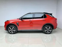 Lynk & Co 01