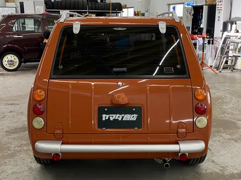 Nissan Pao