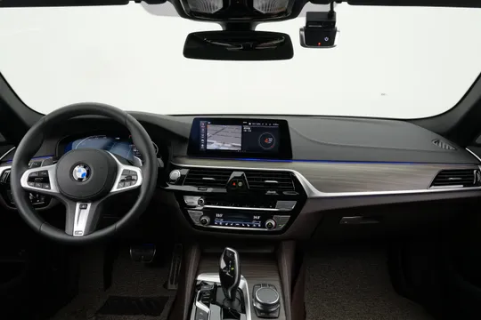 BMW BMW