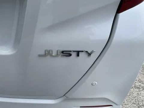 Subaru Justy