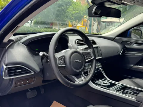 Jaguar XEL