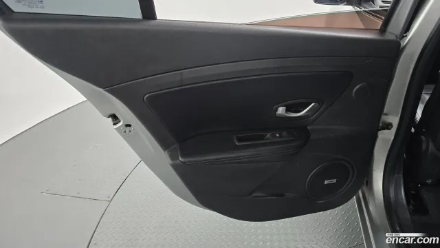 Renault SM3
