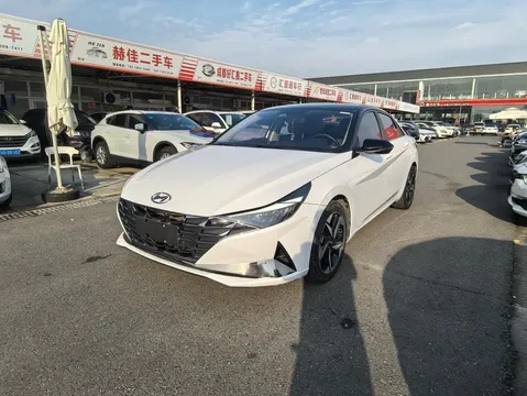 Hyundai Elantra (Avante)