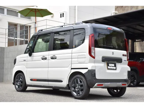 Suzuki Spacia Gear