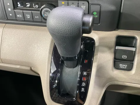 Honda N-BOX Joy