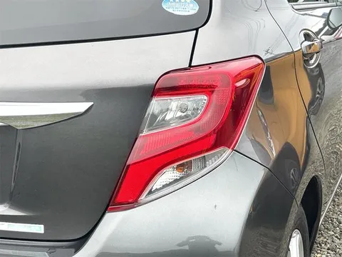 Toyota Yaris (Vitz)