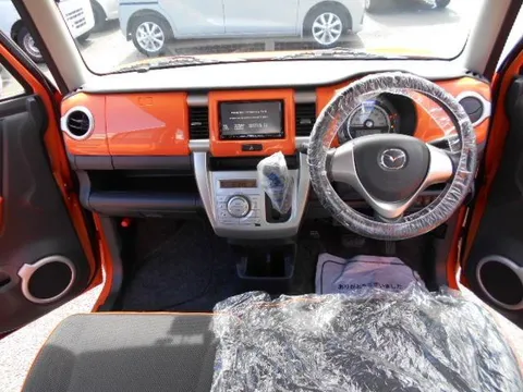 Mazda Flair Crossover