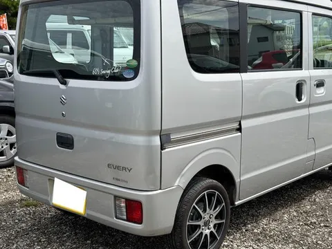 Suzuki Every
