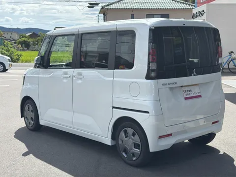 Mitsubishi eK Space