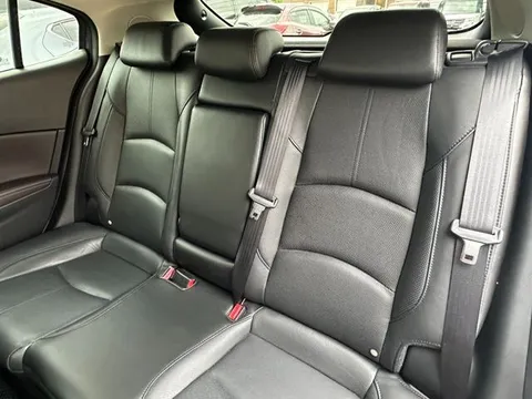 Mazda Axela Sport