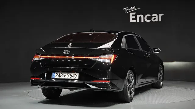 Hyundai Elantra (Avante)