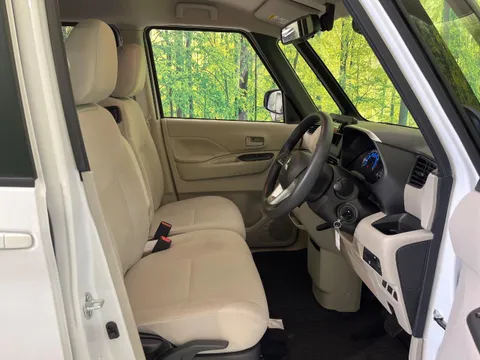 Mitsubishi eK Space