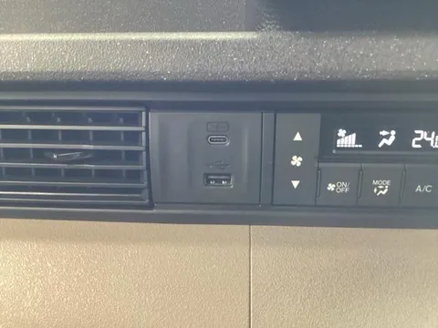 Honda N-BOX Joy