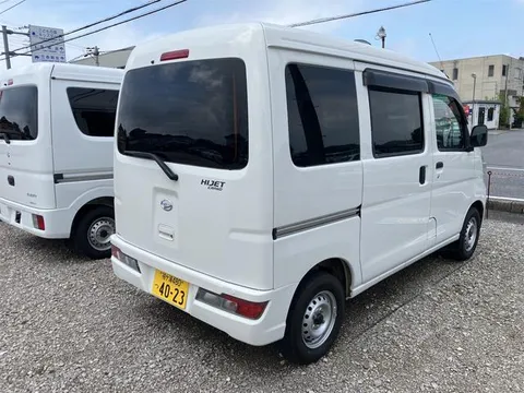 Daihatsu Hijet Cargo
