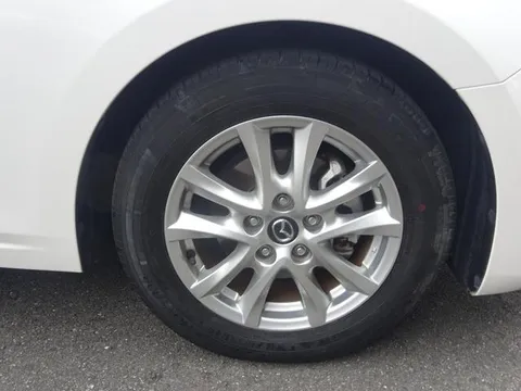 Mazda Axela Sport