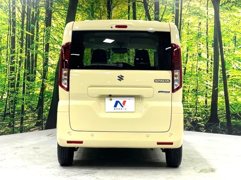 Suzuki Spacia