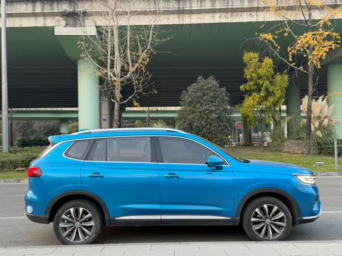Roewe RX5