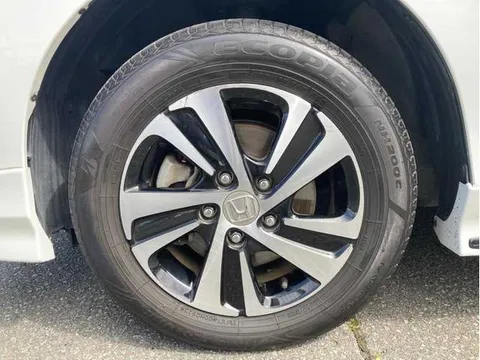Honda Freed Plus
