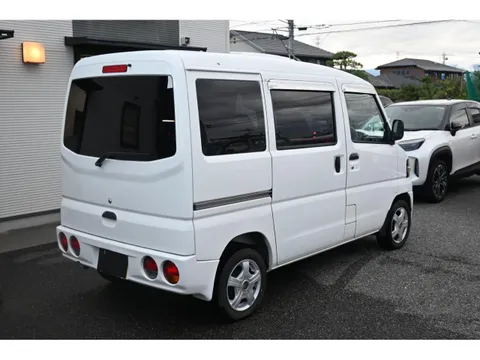 Mitsubishi Minicab Van