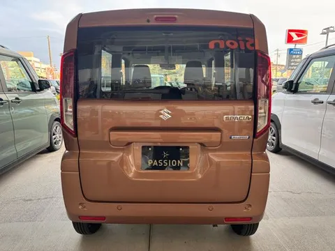 Suzuki Spacia