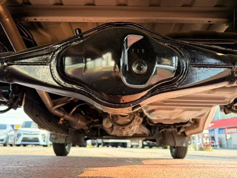 Mazda Scrum Truck